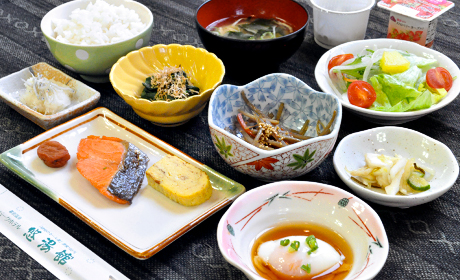 朝食一例
